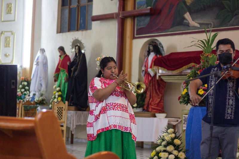 Grupo Cultural Linaloe, "Del Pueblo al Canto, le Canto al Pueblo", Música Tradicional Guerrerense.