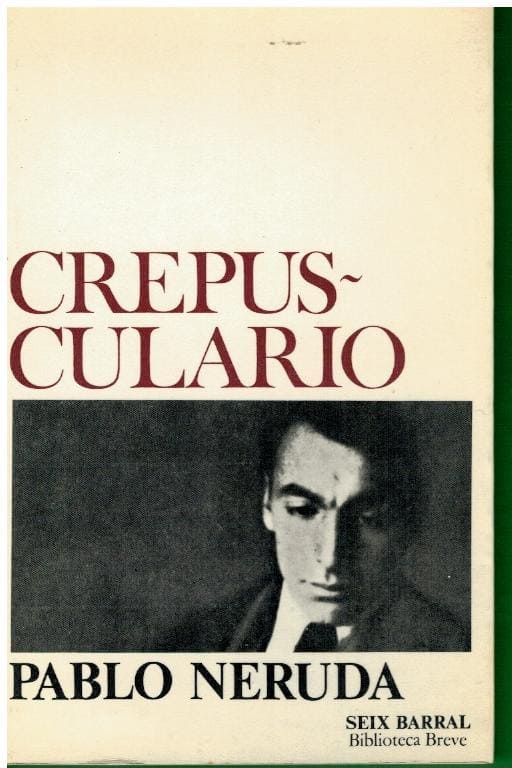 primer libro, 'Crepusculario' (1923)