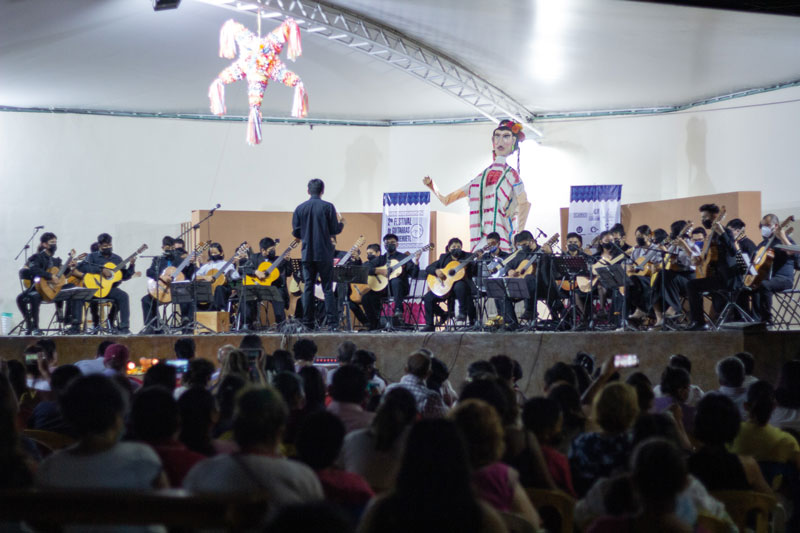 Presentación de la Gran Orquesta bajo la dirección de Sergio Sandre.