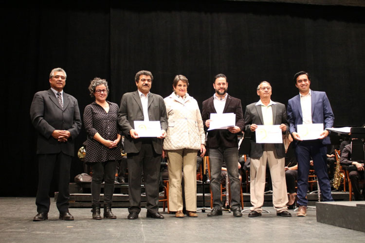 Estrenan obras ganadoras del premio “Isaías Barrón”