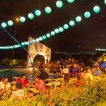 Espacio en el jardín con vista al mar que acogió al Tahi Fest 2026
